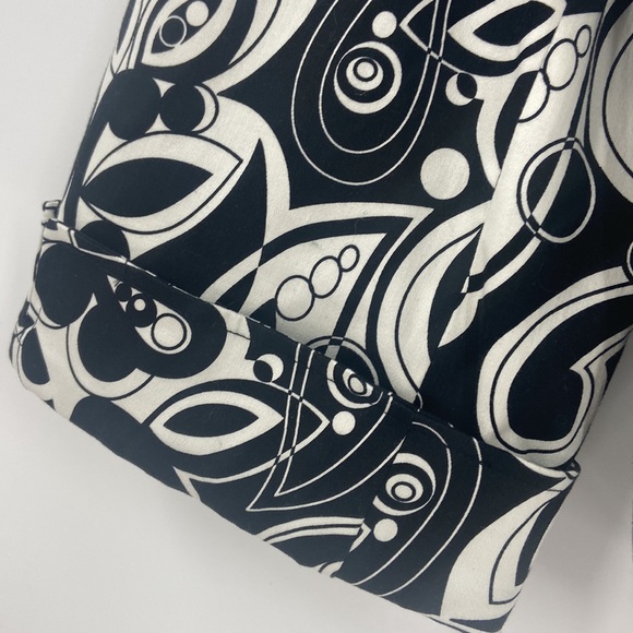 Laura Ashley black and white scroll print swing blazer with large button detail - Picture 6 of 13